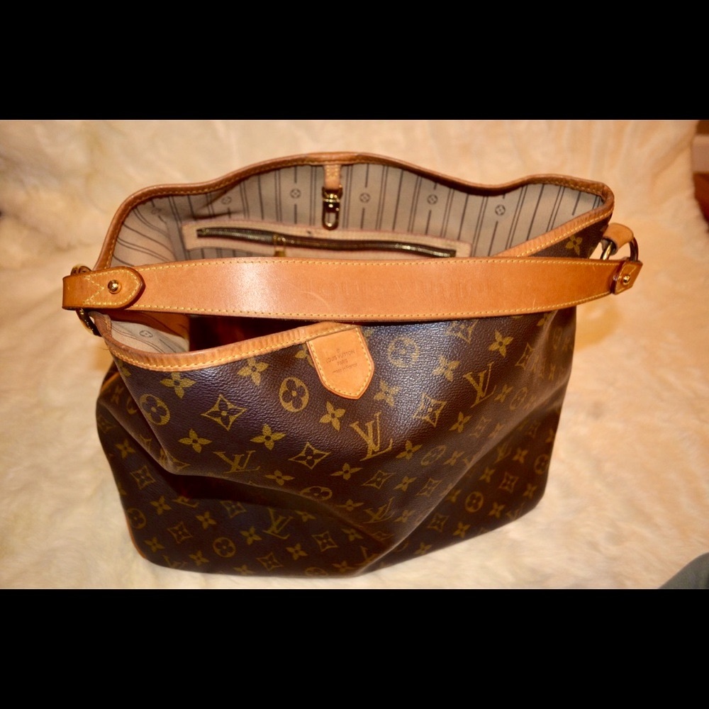 Authentic Louis Vuitton Delightful MM - Picture 7 of 10